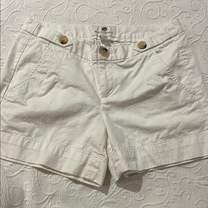 Banana Republic White Cargo Shorts Versatile Cotton Blend